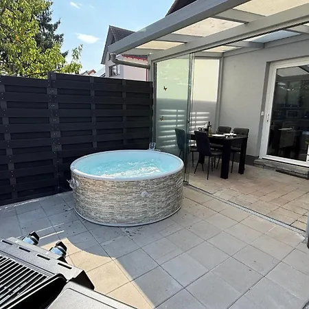 Privates Gaestehaus Mit Whirlpool - Garten - Bei Speyer Dudenhofen