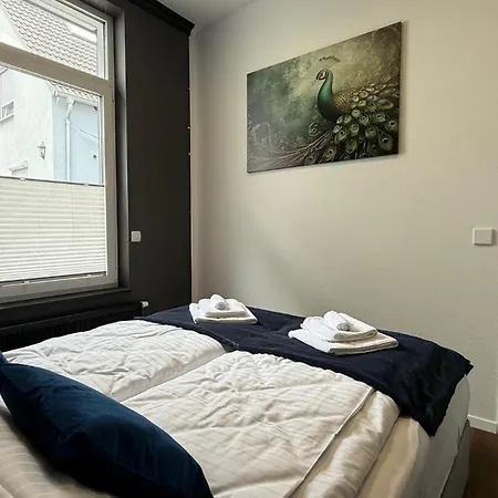 Privates Gaestehaus Mit Whirlpool - Garten - Bei Speyer *