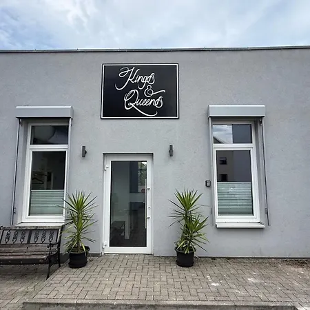 Apartman Privates Gaestehaus Mit Whirlpool - Garten - Bei Speyer *