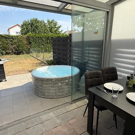 Apartman Privates Gaestehaus Mit Whirlpool - Garten - Bei Speyer *