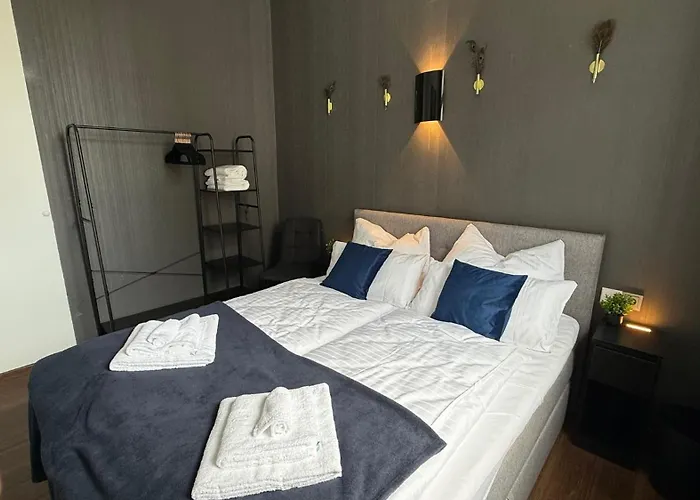 Kings Und Queens - 2sz - Whirlpool - Terrasse - Grill דירה