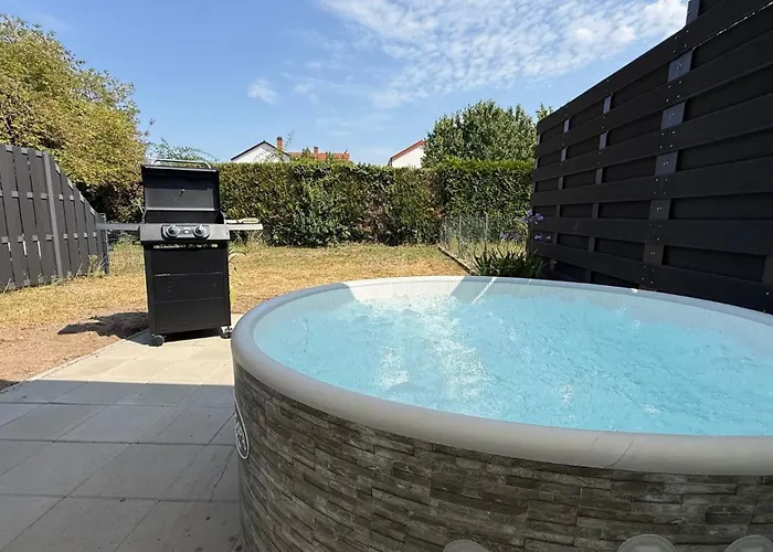 Kings Und Queens - 2sz - Whirlpool - Terrasse - Grill דירה